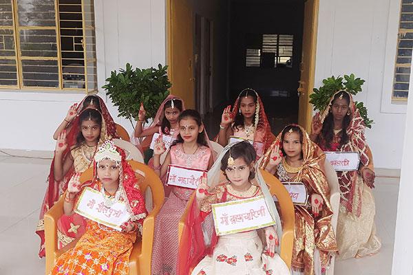 Sahasra Sheersha Devi Mandal Foundation Day celebrated at MVM Basti.